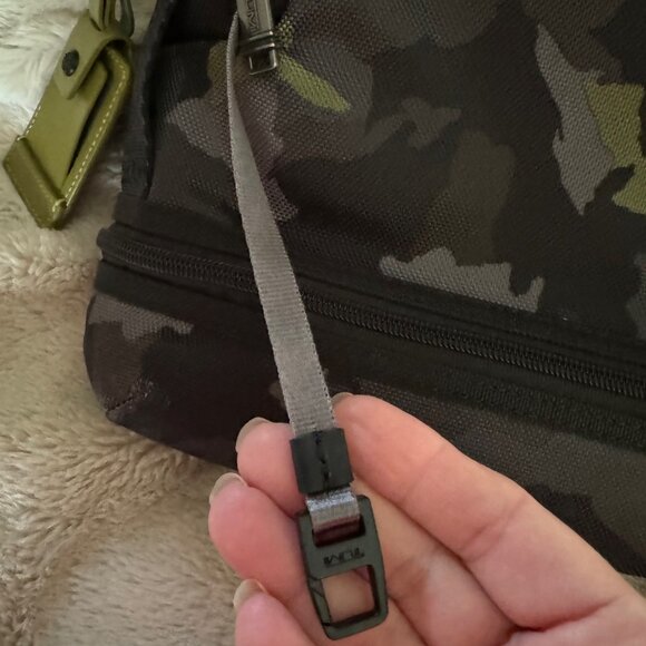 TUMI Expandable Camo  Alpha Bravo Beale Canvas Leather  - Green & Black camo - Picture 8 of 11